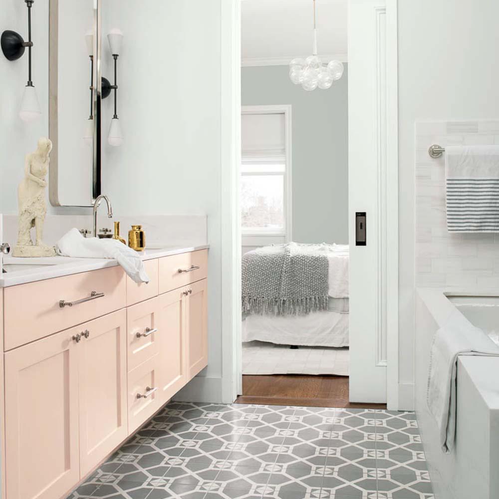 AF-250 Head Over Heels